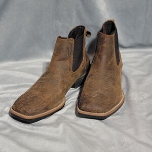 Ariat Booker Ultra Western Boot, Distressed Tan, Size 9.5D